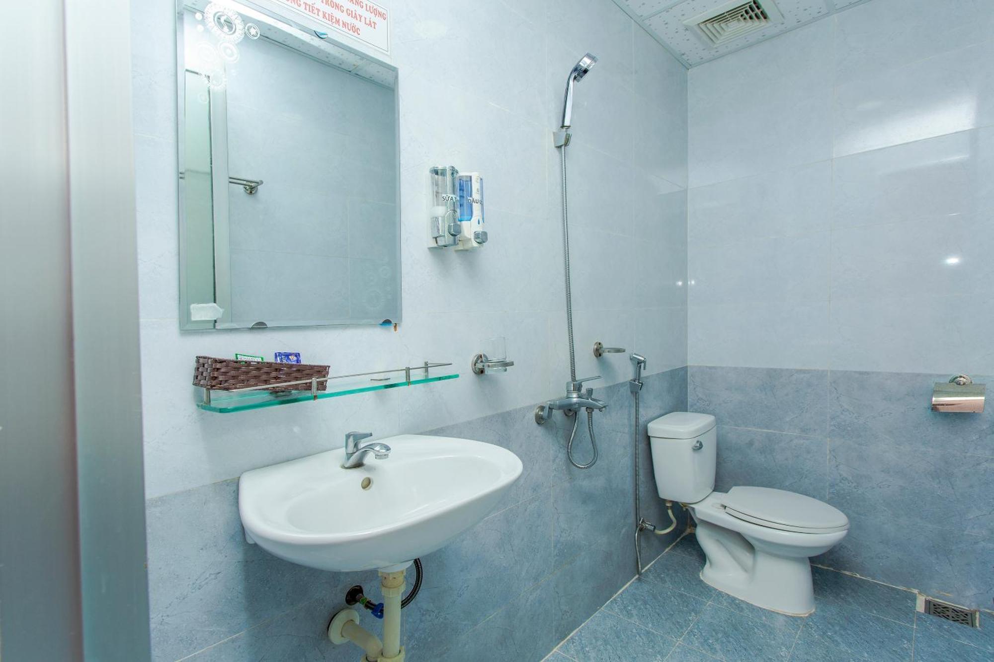Oyo 962 Tulip Motel Đà Nẵng Kültér fotó